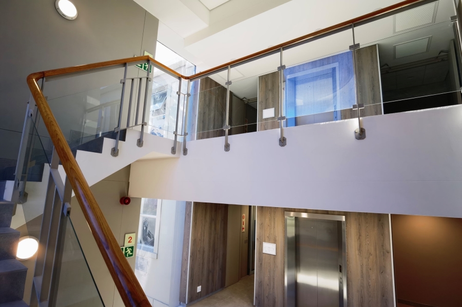 To Let commercial Property for Rent in Rondebosch Western Cape